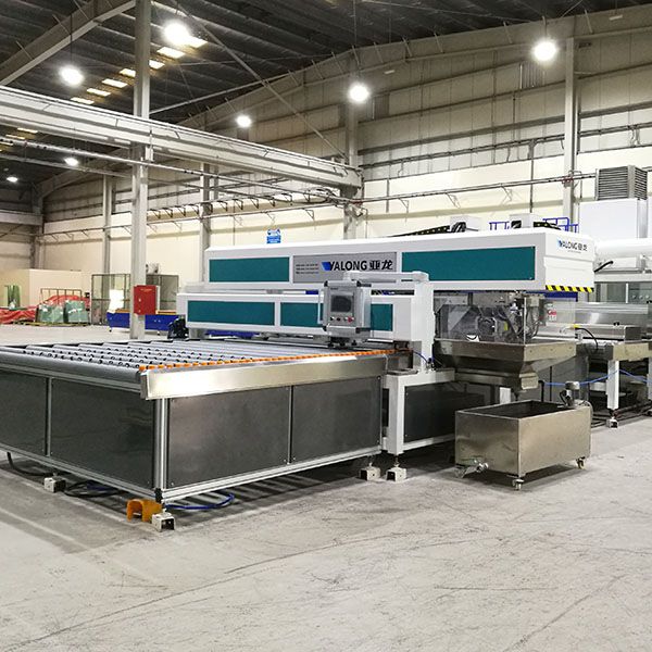 REEM EMIRATES GLASS, cliente en Emiratos Árabes Unidos